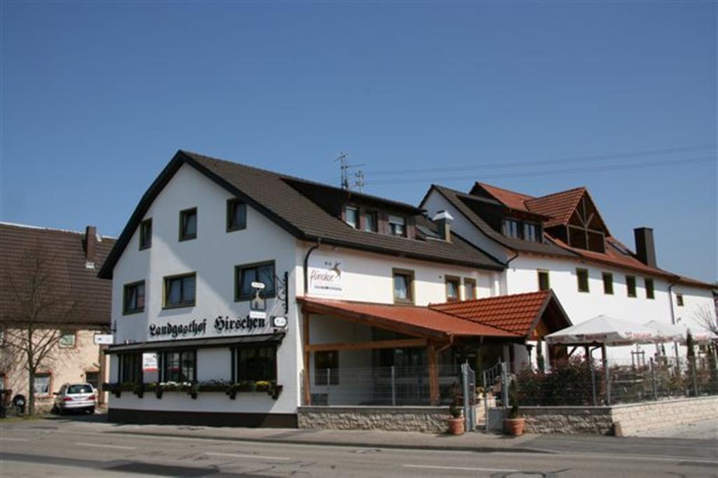Hotel - Restaurant Hirschen - Werneths Landgasthof Beim Europa- Park Rust Райнхаузен Екстериор снимка